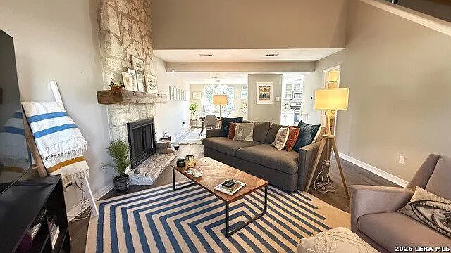 8505 Spring Valley Dr — Photo 5