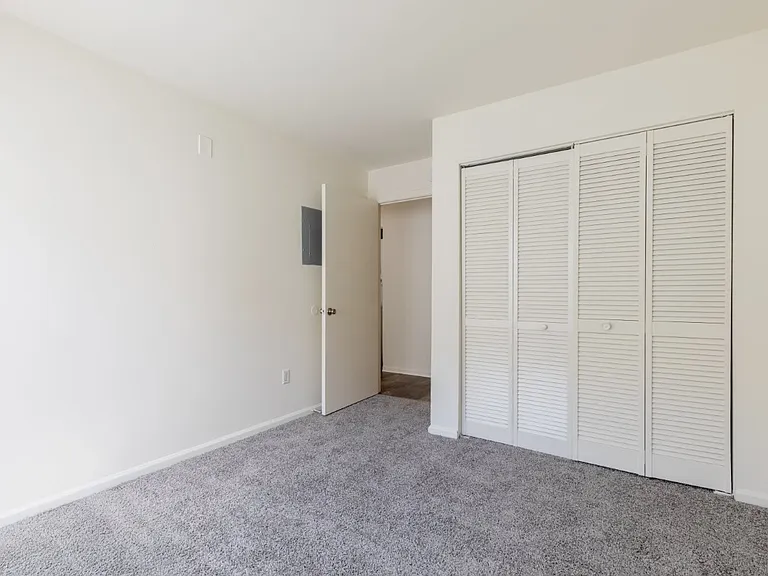 Cannon and Westover Apartment Homes — Photo 12