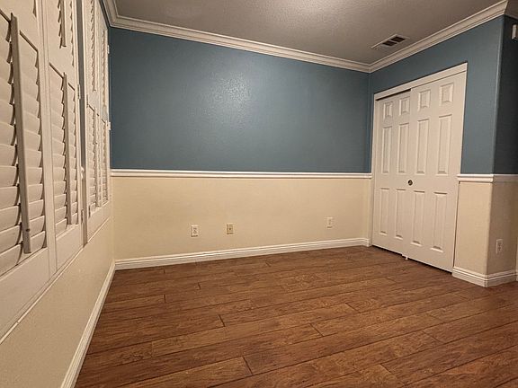 4th image of 16957 Laurel Hill Ln Unit 210