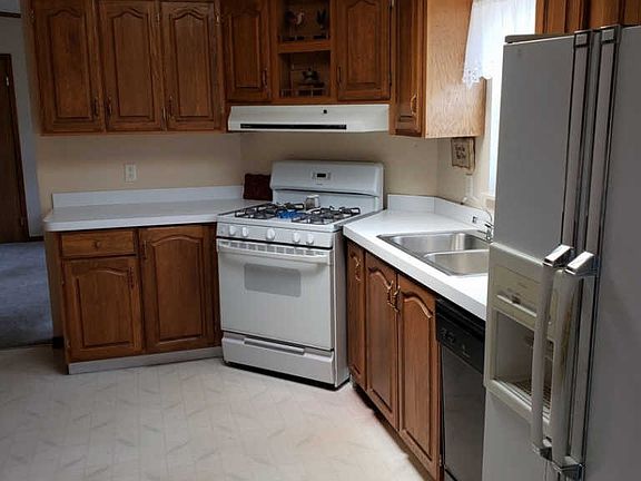 5th image of 22722 S Foxfire Dr