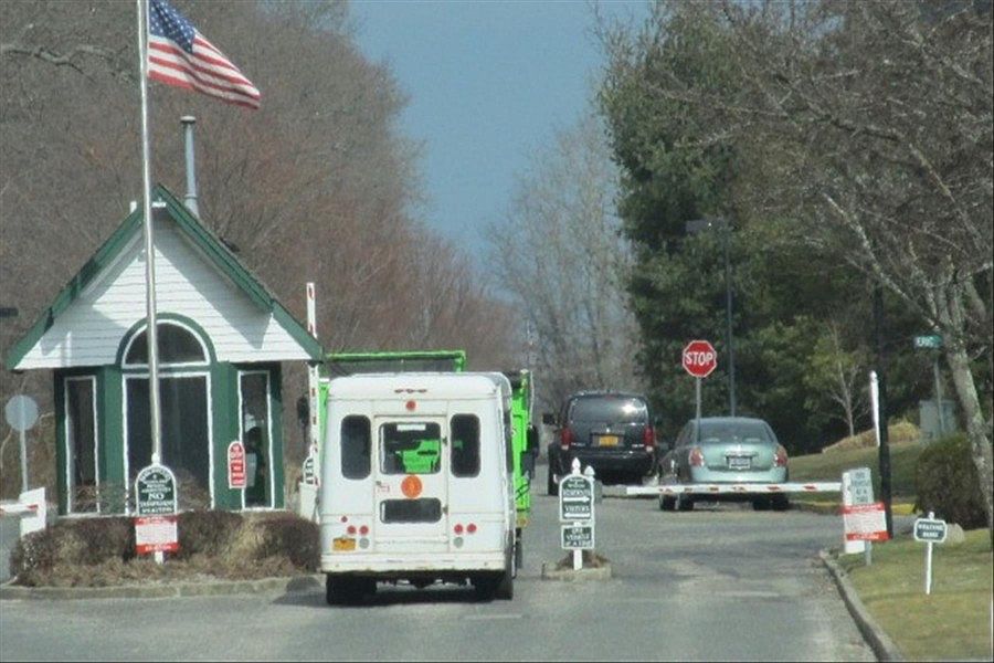 1st image of 776 Birchwood Park Dr