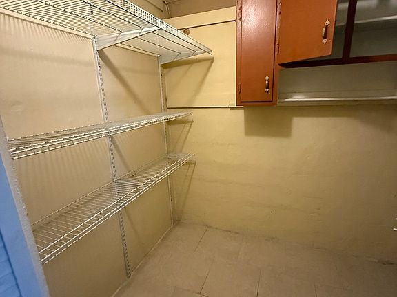 5th image of 6240 SW 22nd Ct