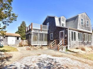 3 Byrne Ave, Mattapoisett, MA 02739