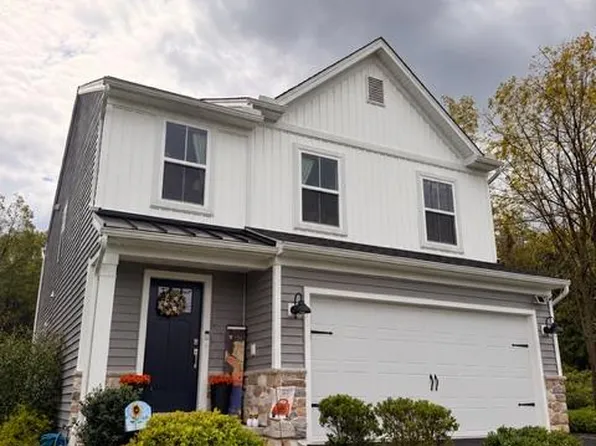 9524 Newtown Rd, Breinigsville, PA 18031