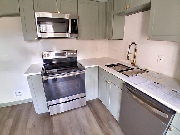 3rd image of 14703 Barryknoll Ln APT 26