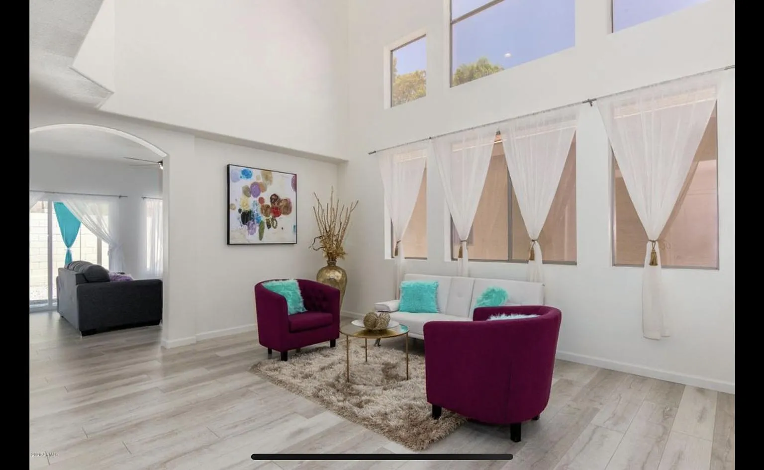 8368 W Salter Dr — Photo 2