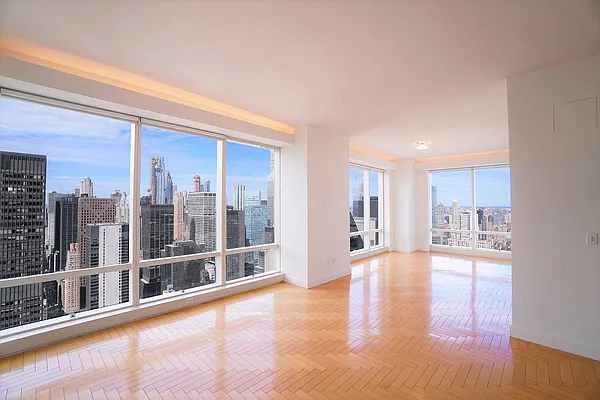 Rented by Renetta Real Estate | media 4