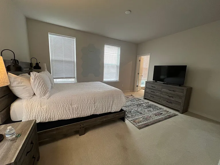 1900 Roseneath Rd #10B — Photo 9
