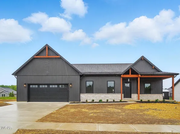 3389 Weldon Dr, Lima, OH 45806