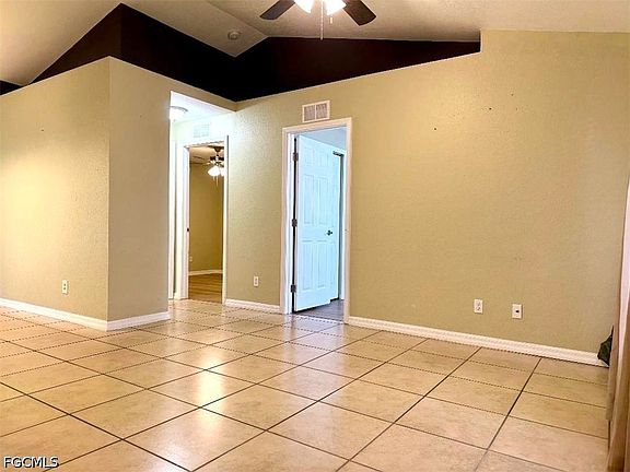 5th image of 540 Orchard Park Dr