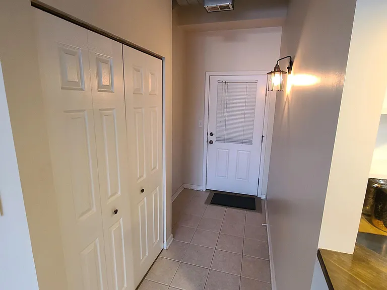 100 S Huron St #1A — Photo 8
