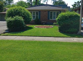 16104 Latrobe Ave, Oak Forest, IL 60452