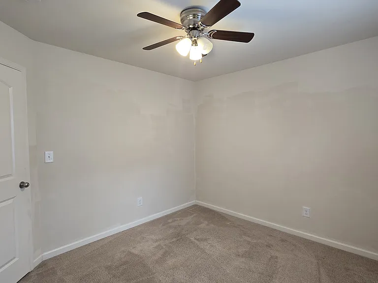 5914 Maple St — Photo 12
