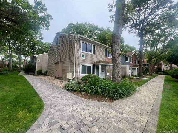 40 W 4th Street #81, Patchogue, NY 11772