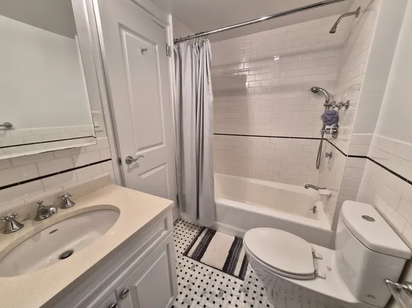 41 West 58th Street image 8 of 19