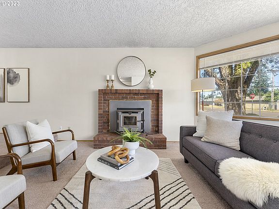 4th image of 9105 NE 58th St