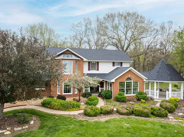 38 Fernwood Dr, Union, MO 63084