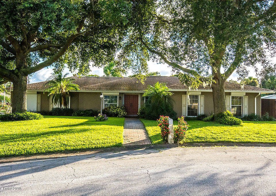 1st image of 1423 Gleneagles Way