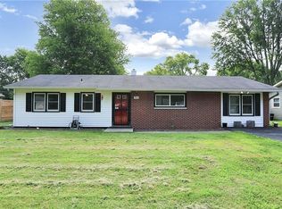 635 N Howard Rd, Greenwood, IN 46142