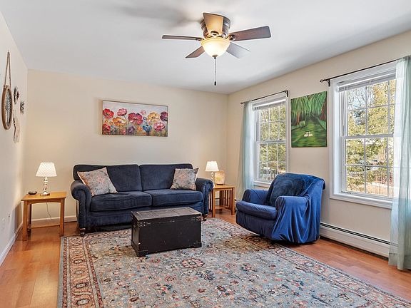 5th image of 71 Windsor Way