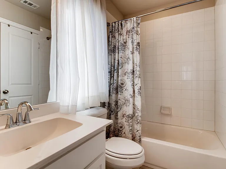 1500 Cherry Blossom Ln — Photo 20