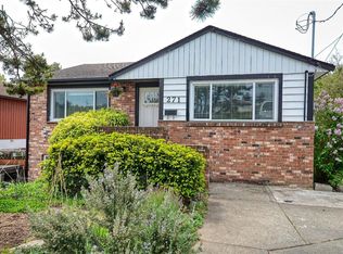 271 Battleford Ave, Saanich, BC V8Z 1K7