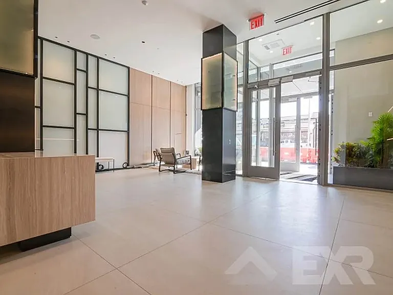 957 Atlantic Ave #518 — Photo 12