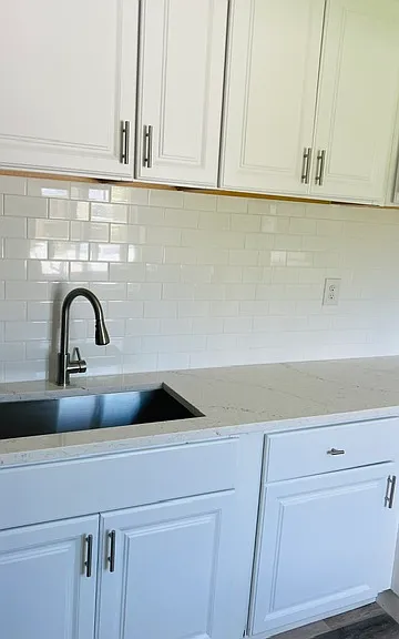 164 Lorie Dr — Photo 1