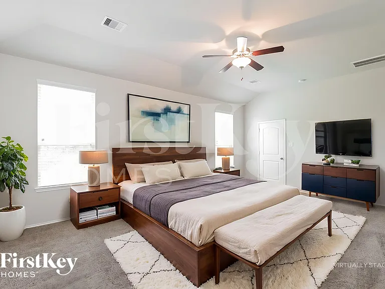 4711 Creekside Haven Trl — Photo 9