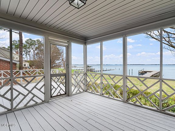 4th image of 1022 Bateman Drive