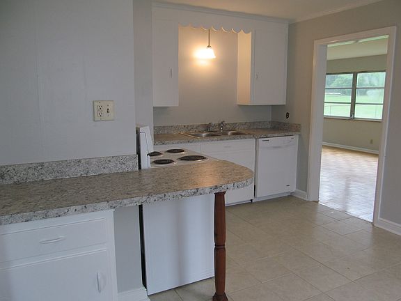3rd image of 440 W Young High Pike