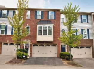 2003 Pointe View Dr, Mars, PA 16046