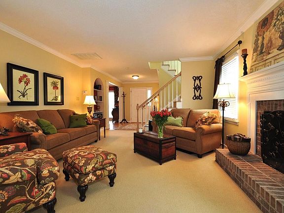 Fireplace and crown molding