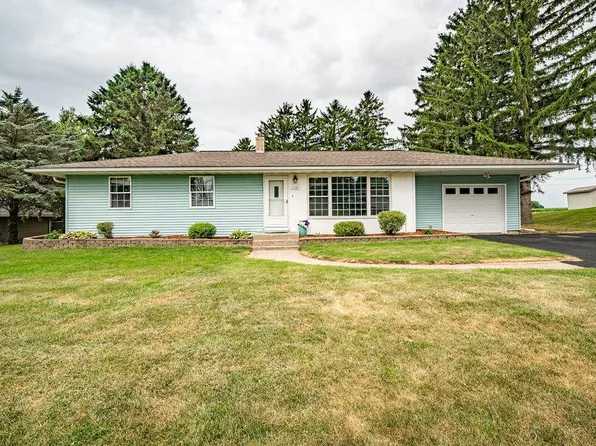 1205 Debra St, Ellsworth, WI 54011