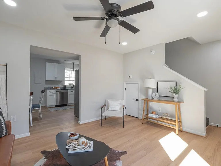 2247 Mountain View Rd — Photo 8