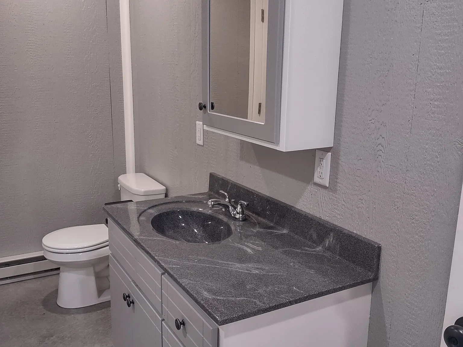 1 bed, 760 sqft, $950 — Photo 4