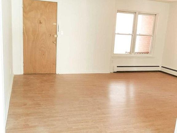 5th image of 323 Palisade Ave APT B3