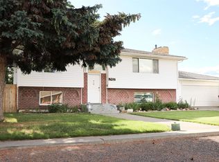 2402 S Anderson St, Kennewick, WA 99337