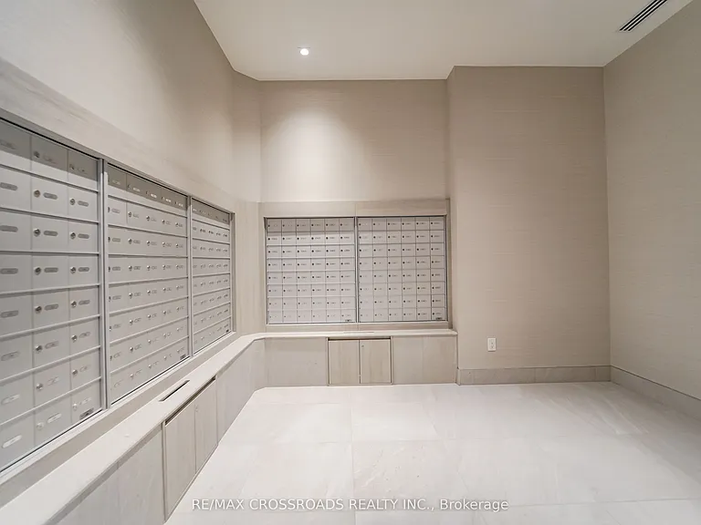 20 Deans Dr #902 — Photo 10