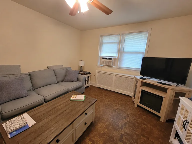 33 N Maple Ave #1 — Photo 7