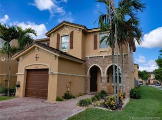 824 SW 154th Ct, Miami, FL 33194