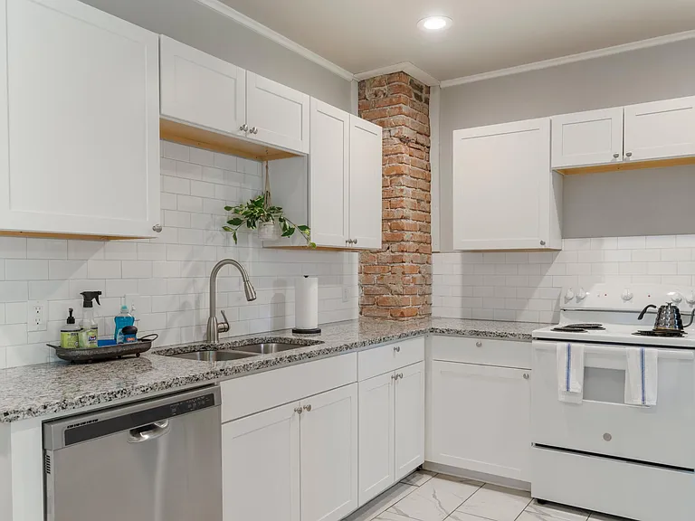 1220 N Cheyenne Ave — Photo 26