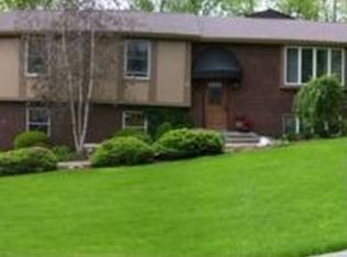 115 Southwood Dr, Uniontown, PA