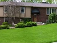 115 Southwood Dr photo 1