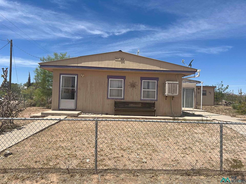 1st image of 703 W Jesus Carreon Ave