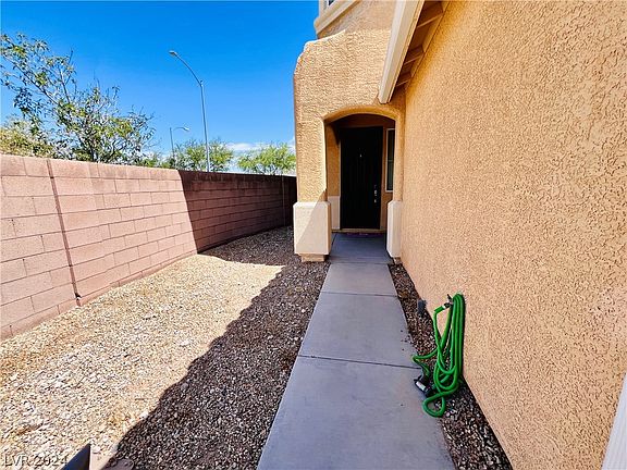 2nd image of 4432 Desert Haven Ave