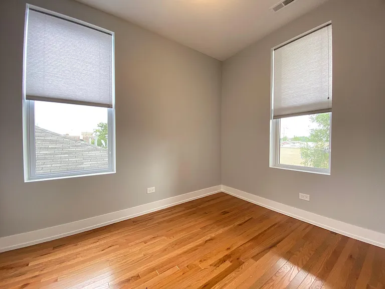 2731 W Lexington St #1R — Photo 9