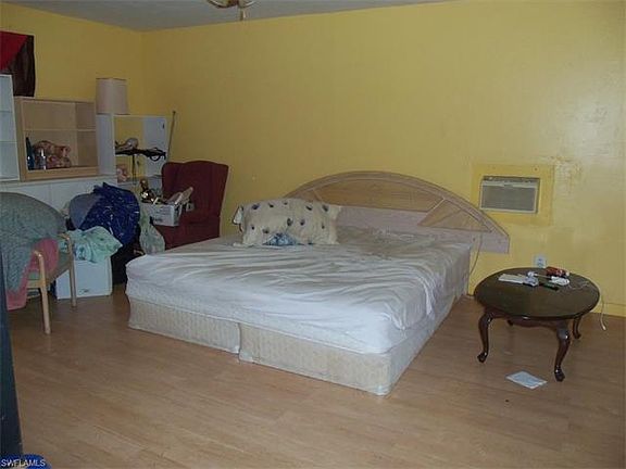 5th image of 298 Hubbard Ave