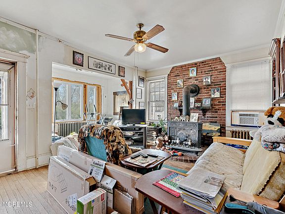 4th image of 1417 7th Avenue