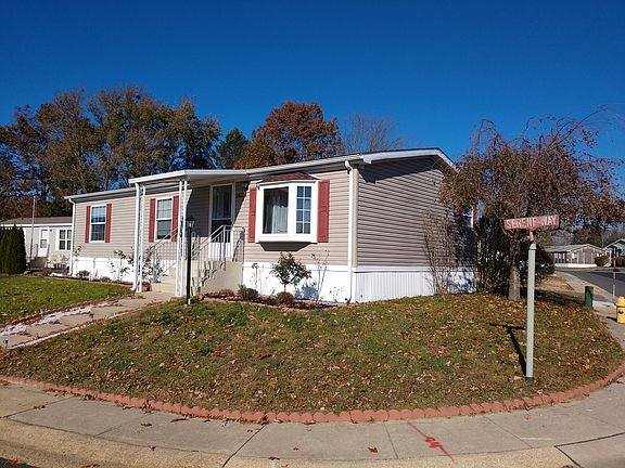 2nd image of 140 Serene Way